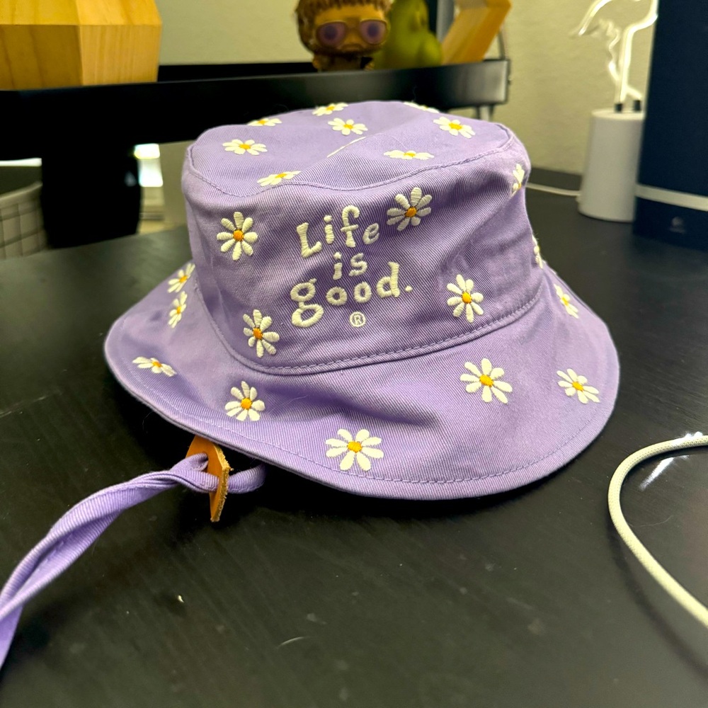 Bucket Hat with Strap Life is Good